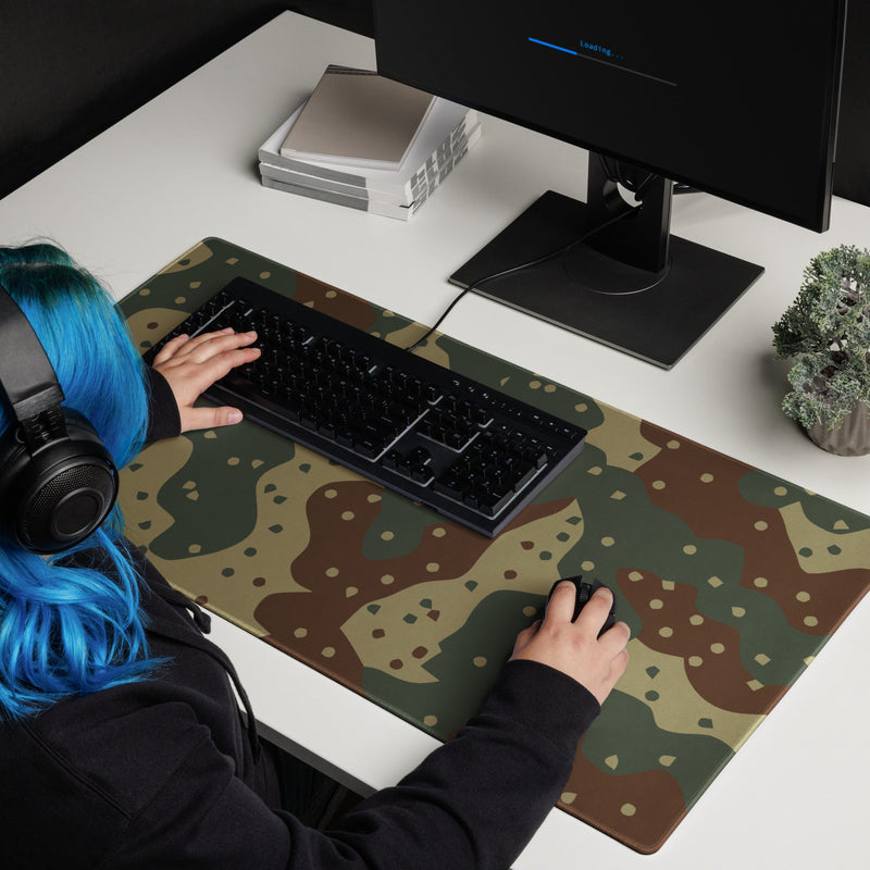 Ambush Tank Daimler-Benz Heritage CAMO Universal Large Desk Pad