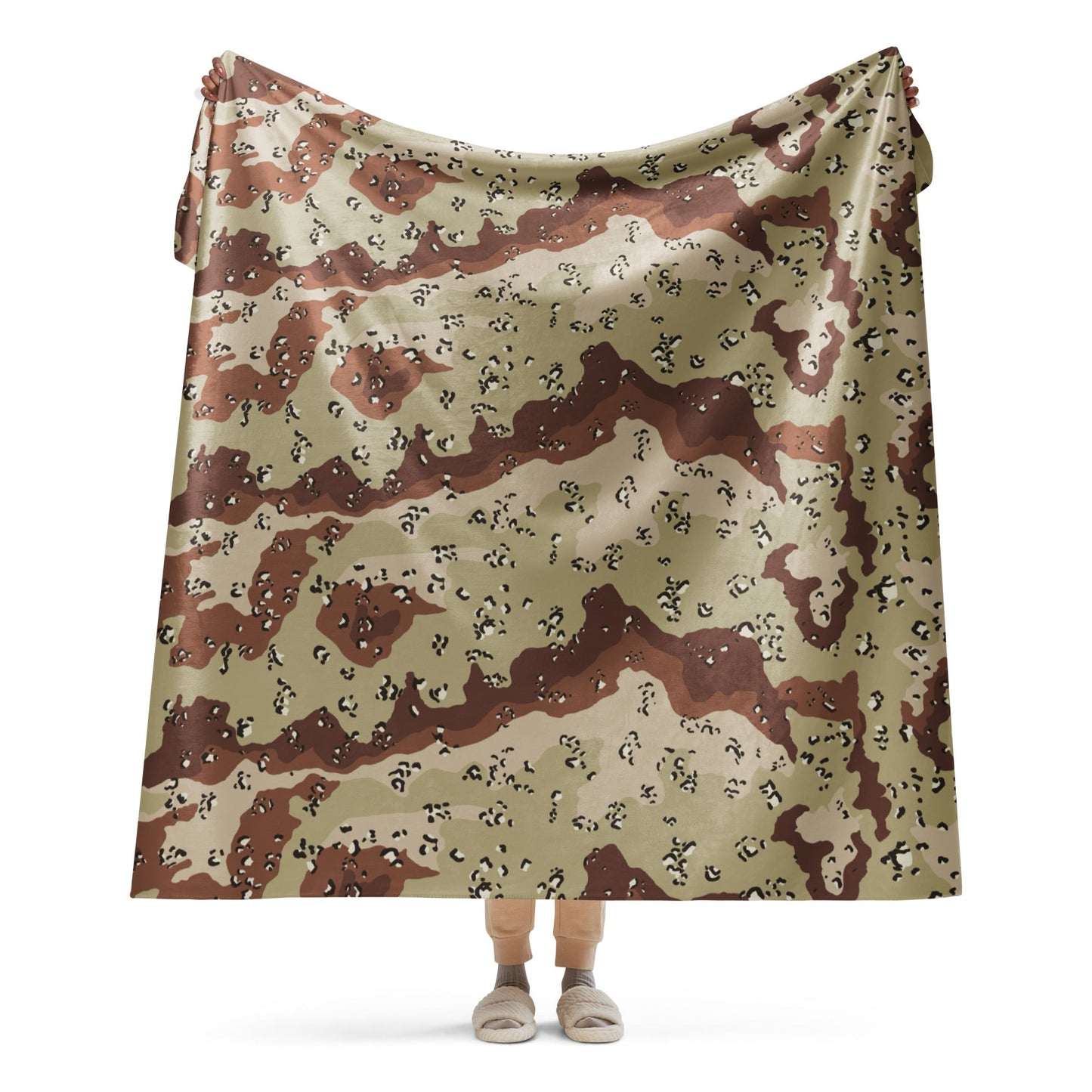 American Chocolate Chip Desert Battle Dress Uniform (DBDU) CAMO Sherpa blanket - 60″×80″ - Blankets