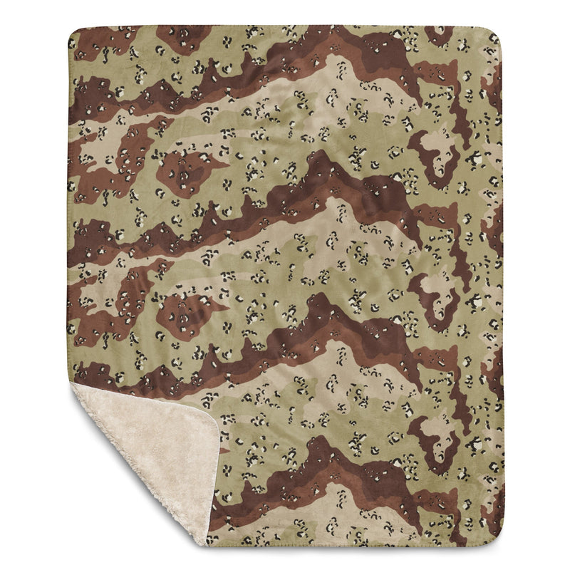 Chocolate Chip Desert CAMO Sherpa Blanket