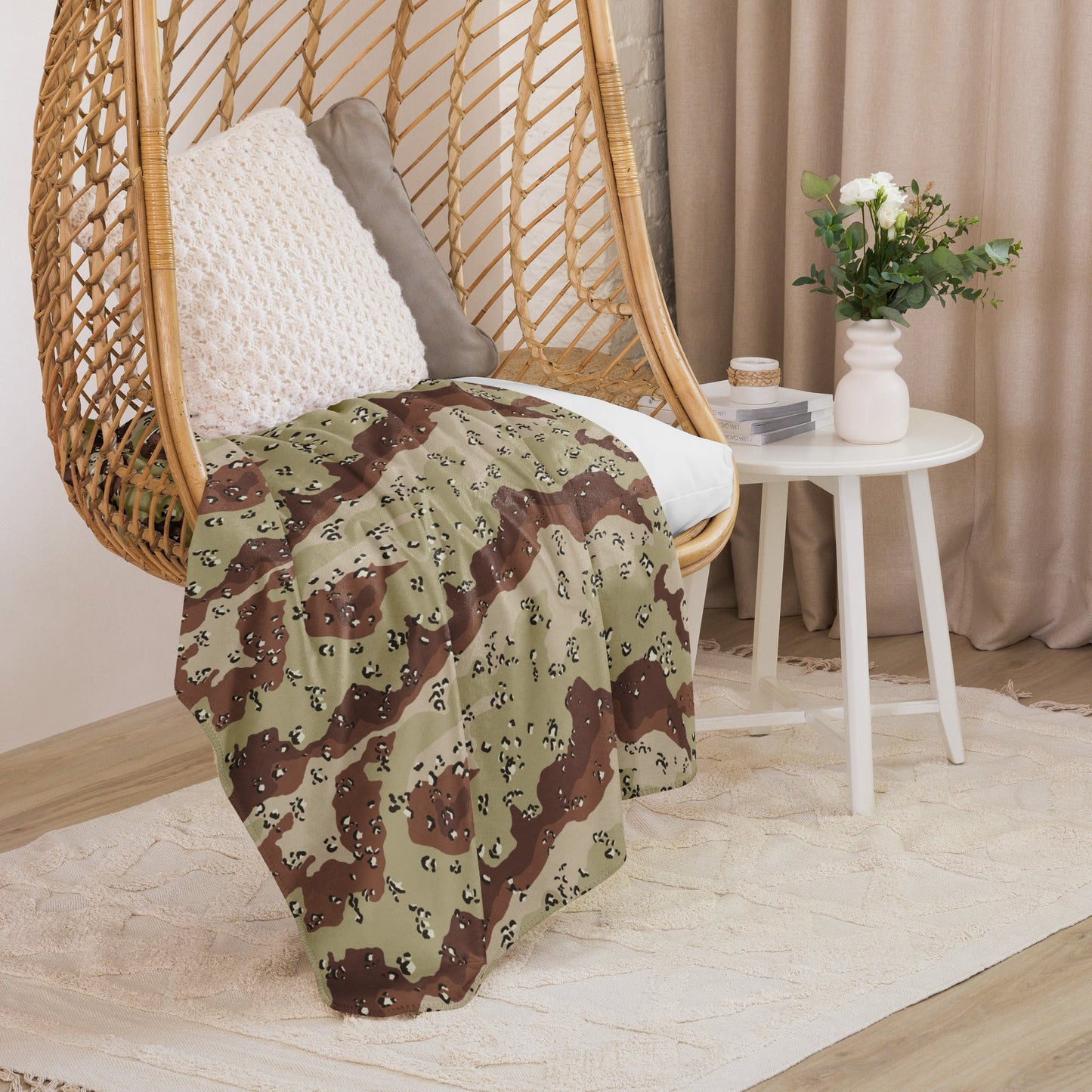 American Chocolate Chip Desert Battle Dress Uniform (DBDU) CAMO Sherpa blanket - Blankets