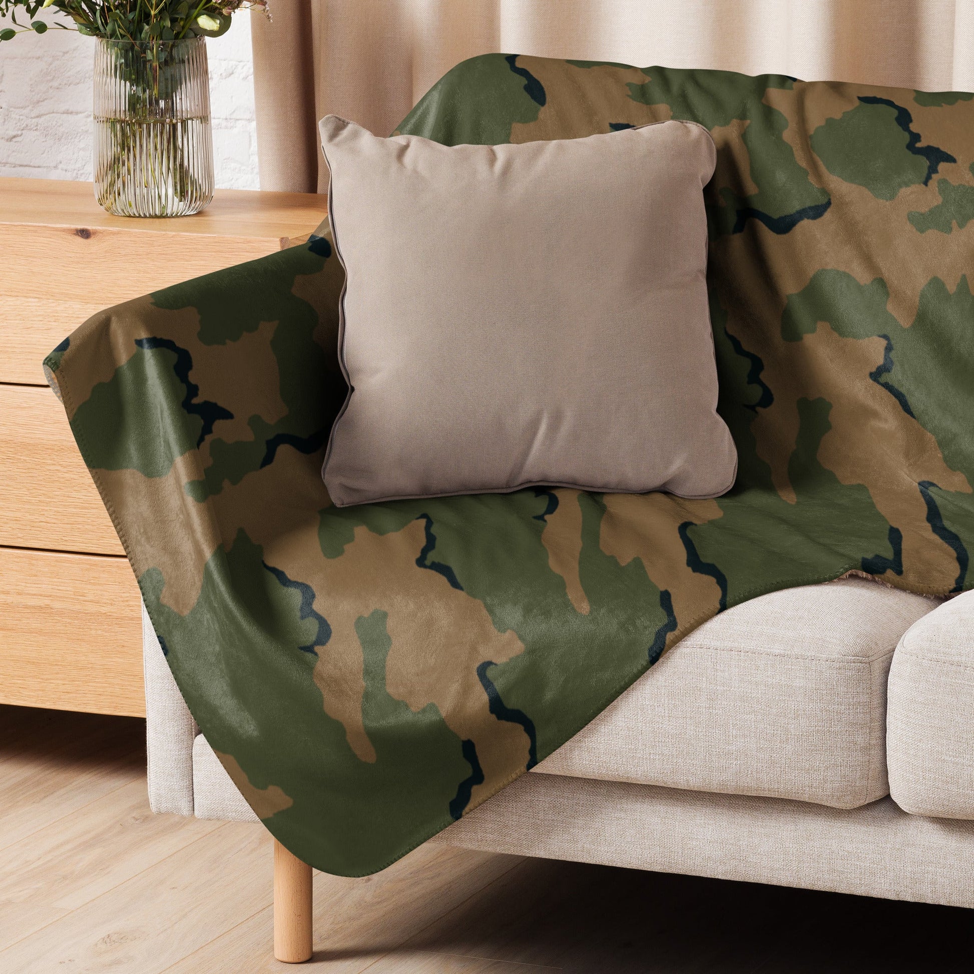 American Coffee Stain Mountain CAMO Sherpa Blanket
