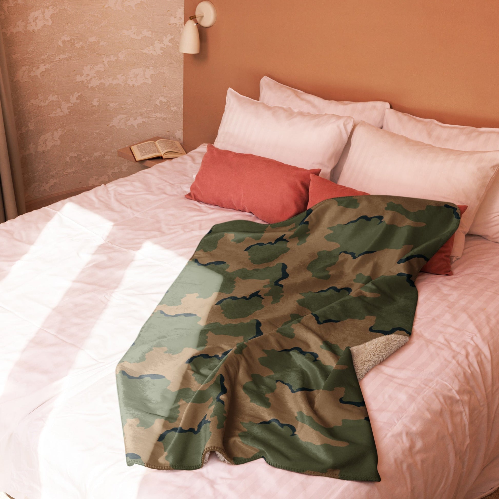 American Coffee Stain Mountain CAMO Sherpa Blanket