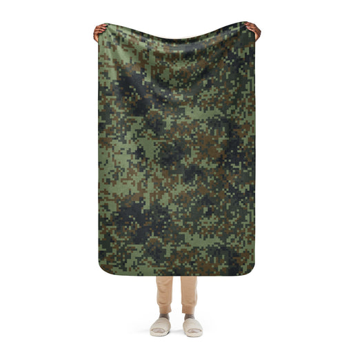 Digital Dual-Tex Woodland CAMO Sherpa Blanket - 37″×57″