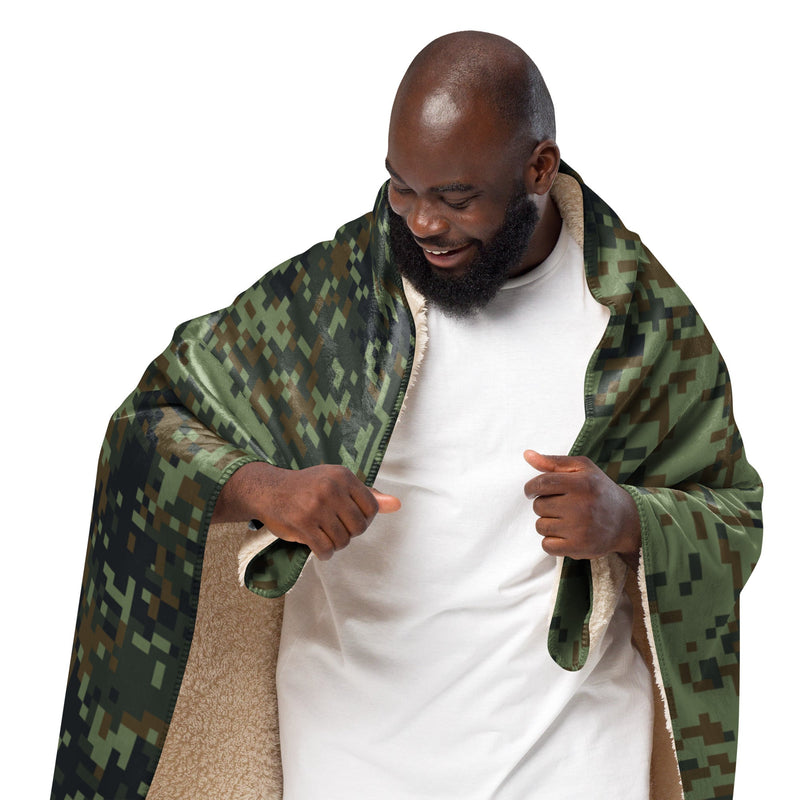 Digital Dual-Tex Woodland CAMO Sherpa Blanket