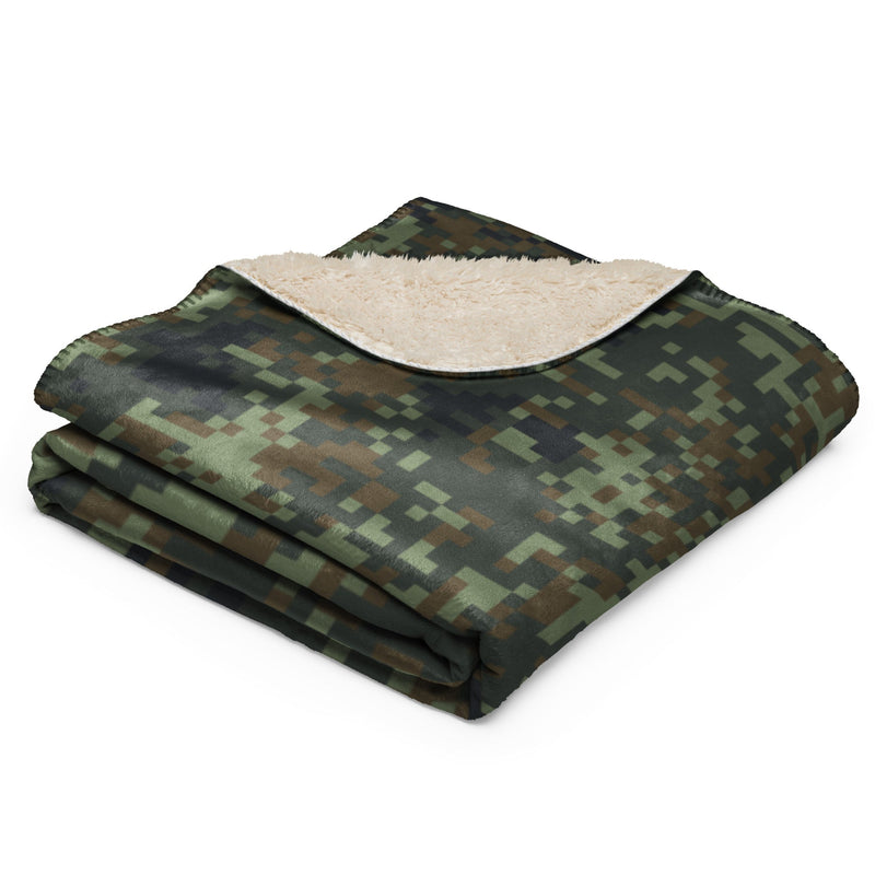Digital Dual-Tex Woodland CAMO Sherpa Blanket