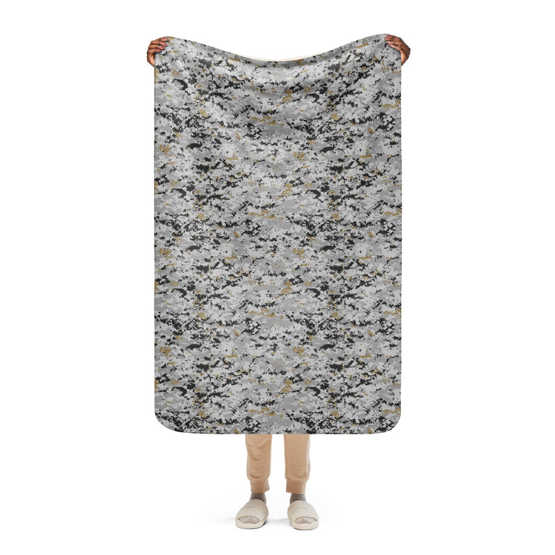 Digital Urban CAMO Sherpa Blanket - 37″×57″