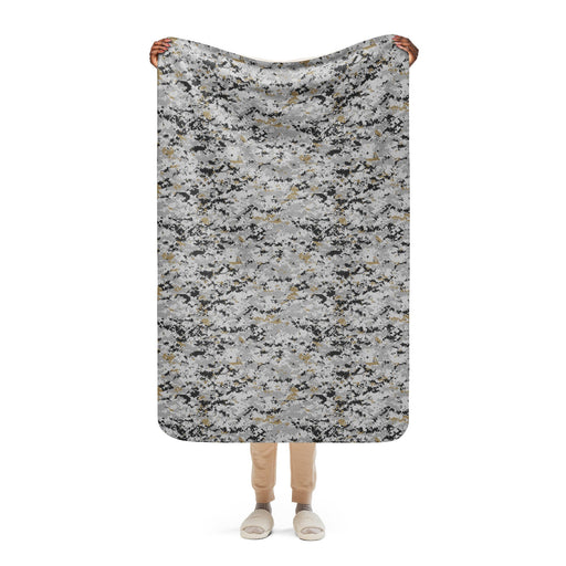 Digital Urban CAMO Sherpa Blanket - 37″×57″