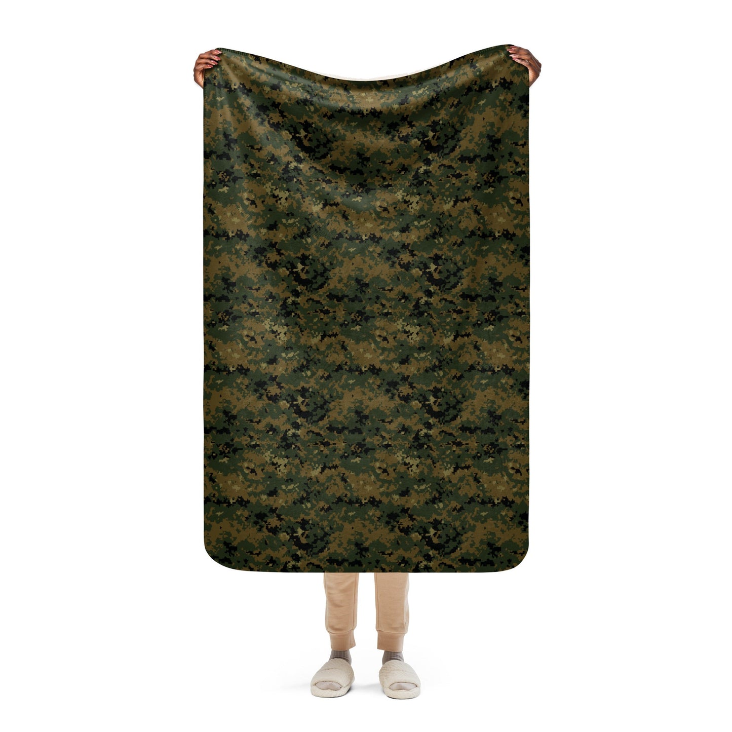 American Digital Woodland CAMO Sherpa Blanket - 37″×57″