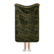 Digital Woodland CAMO Sherpa Blanket - 37″×57″