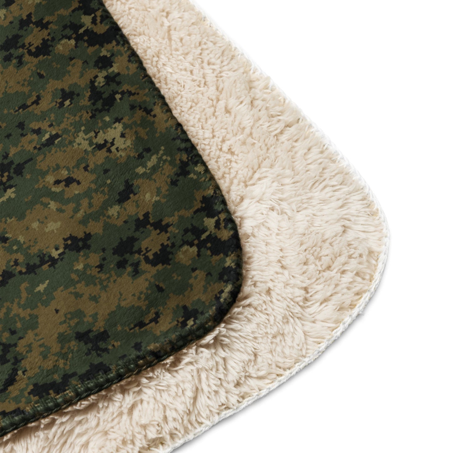 American Digital Woodland CAMO Sherpa Blanket