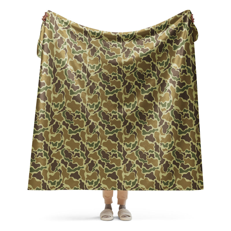 Duck Hunter Advisor CAMO Sherpa Blanket - 60″×80″