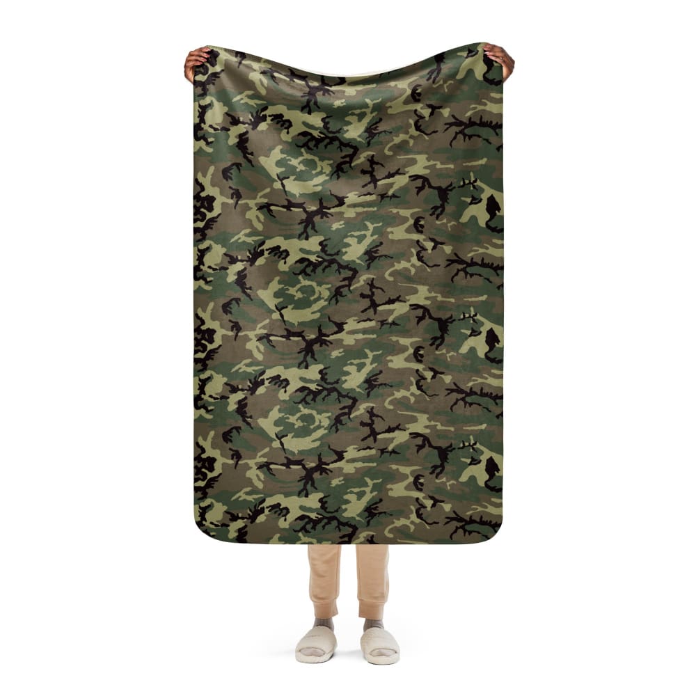 American ERDL Cold War RANGER Woodland CAMO Sherpa blanket - 37″×57″