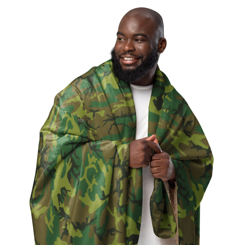 American ERDL Lowland CAMO Sherpa Blanket