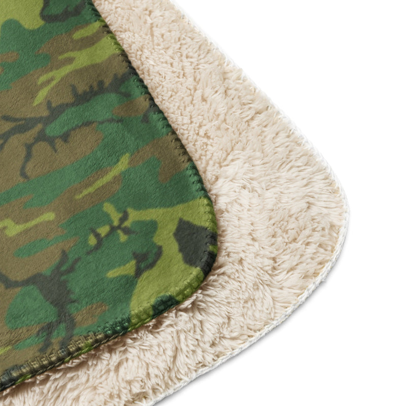 American ERDL Lowland CAMO Sherpa Blanket