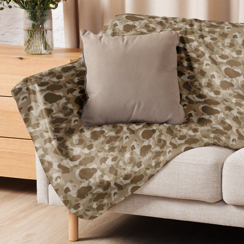 American Frog Skin Arid CAMO Sherpa Blanket