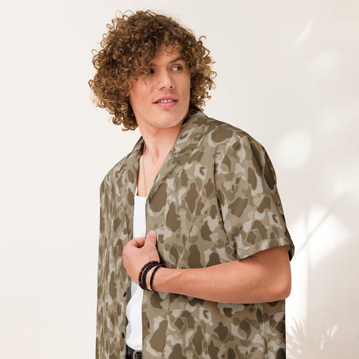 American Frog Skin Arid CAMO Unisex Short-Sleeve Button Shirt