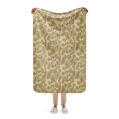 American Frog Skin Beach CAMO Sherpa Blanket - 37″×57″
