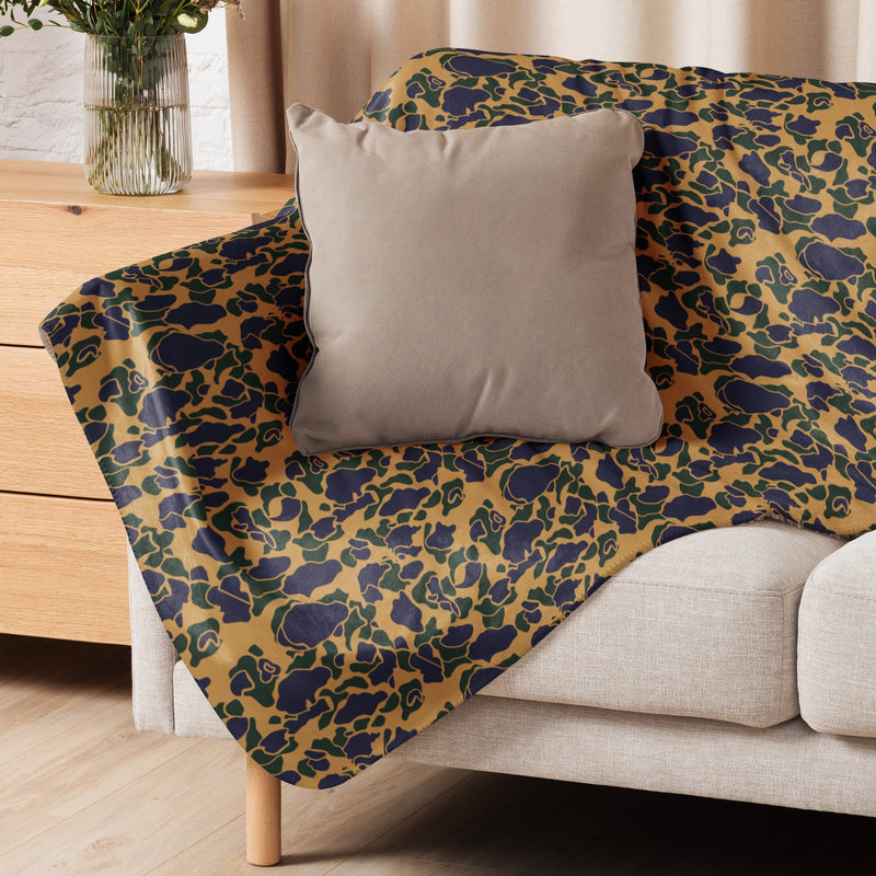 American Frog Skin Dusk CAMO Sherpa Blanket