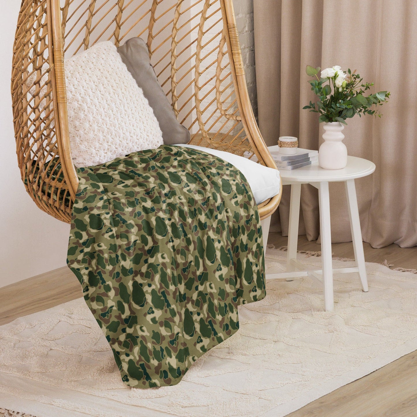 American Frog Skin Multi-terrain CAMO Sherpa Blanket