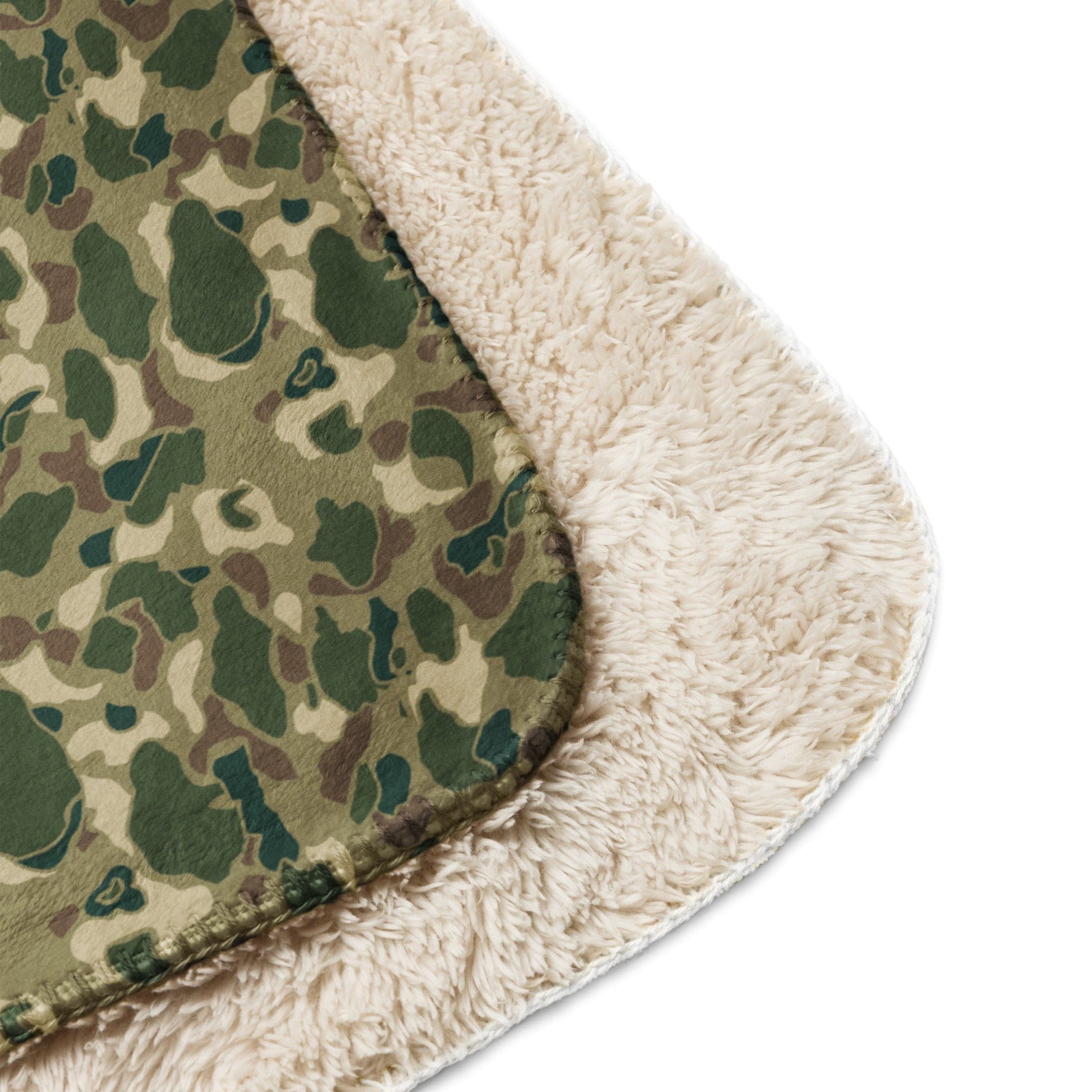 American Frog Skin Multi-terrain CAMO Sherpa Blanket