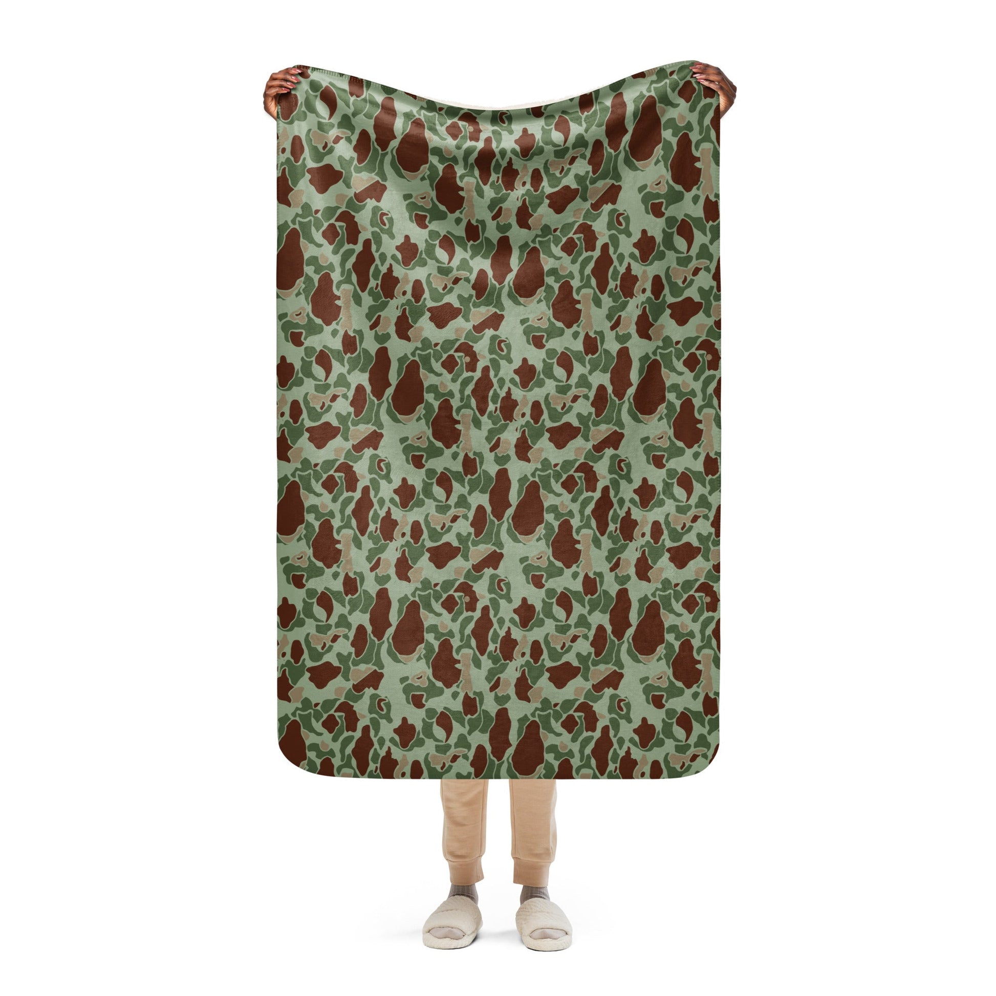 American Frog Skin Raider CAMO Sherpa blanket - 37″×57″ - Blankets