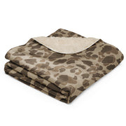 American Frog Skin Sandbeach CAMO Sherpa Blanket