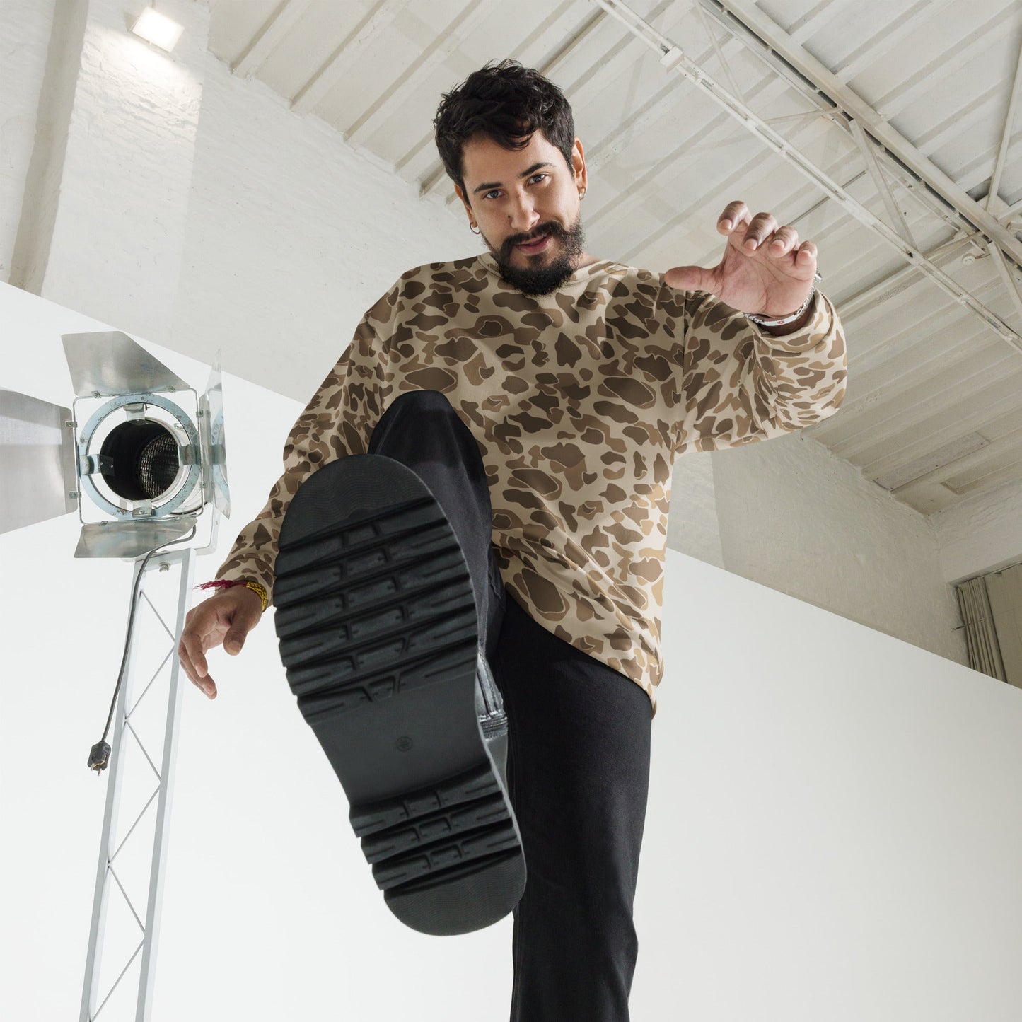 American Frog Skin Sandbeach CAMO Unisex Sweatshirt - Sweatshirts