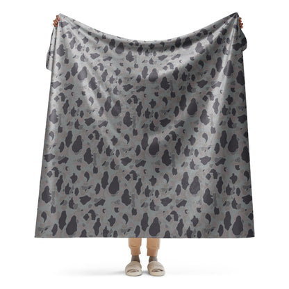 American Frog Skin Snow Shadow CAMO Sherpa Blanket - 60″×80″