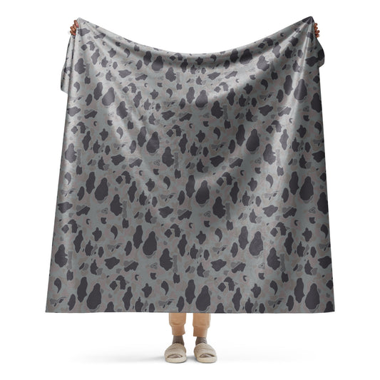 American Frog Skin Snow Shadow CAMO Sherpa blanket - 60″×80″ - Blankets