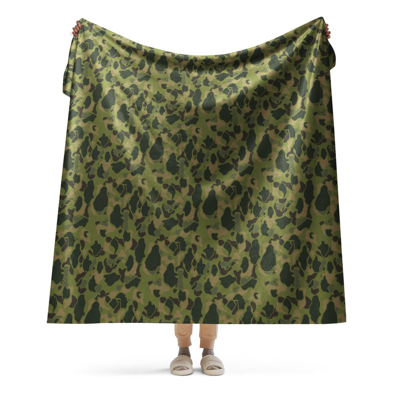American Frog Skin Tropical CAMO Sherpa Blanket - 60″×80″
