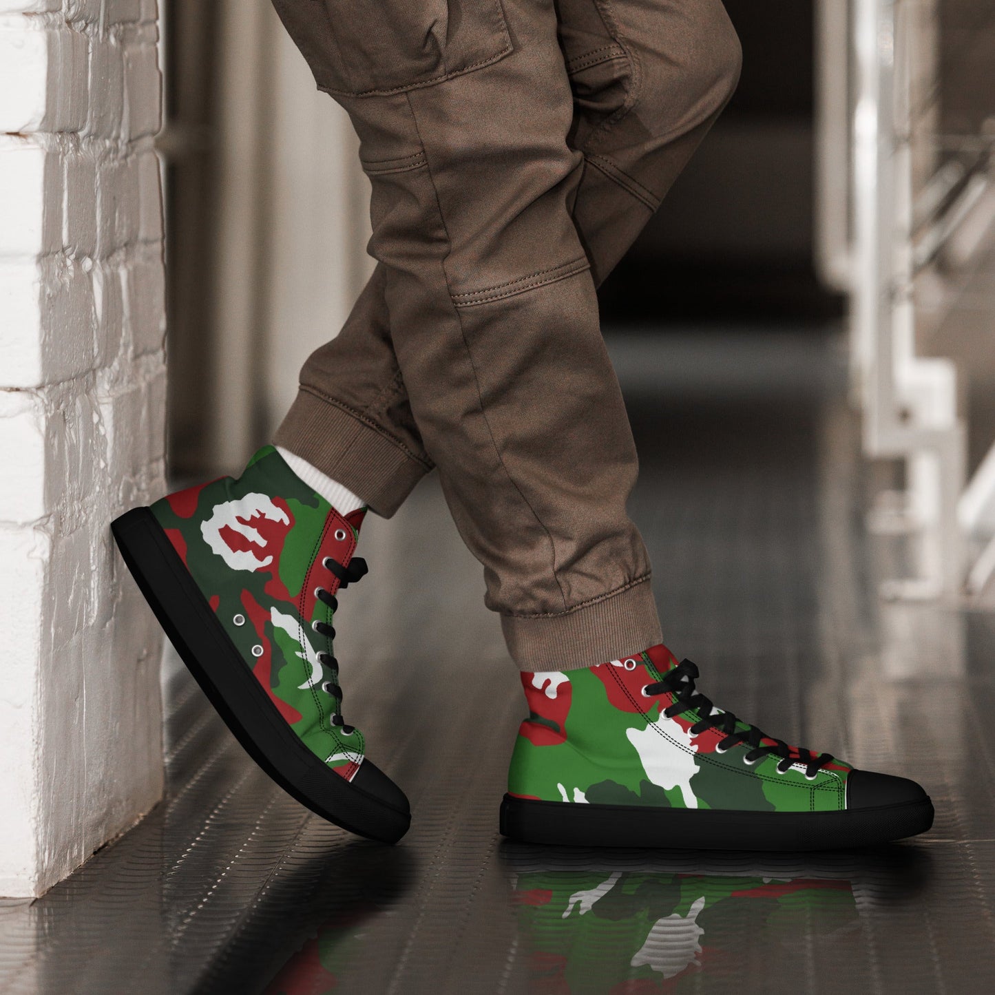 American M81 Christmas CAMO Mens high top canvas shoes - 5 - High Top Canvas Shoes