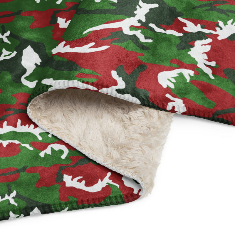 American M81 Christmas CAMO Sherpa Blanket