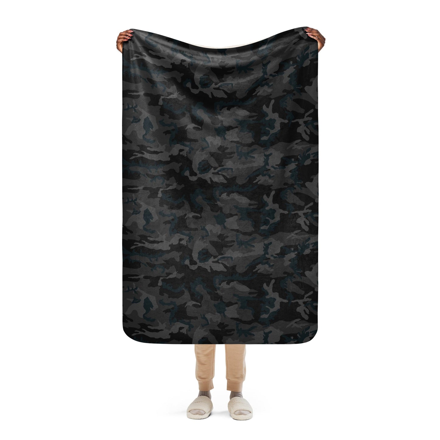 American M81 Night CAMO Sherpa blanket - 37″×57″ - Blankets