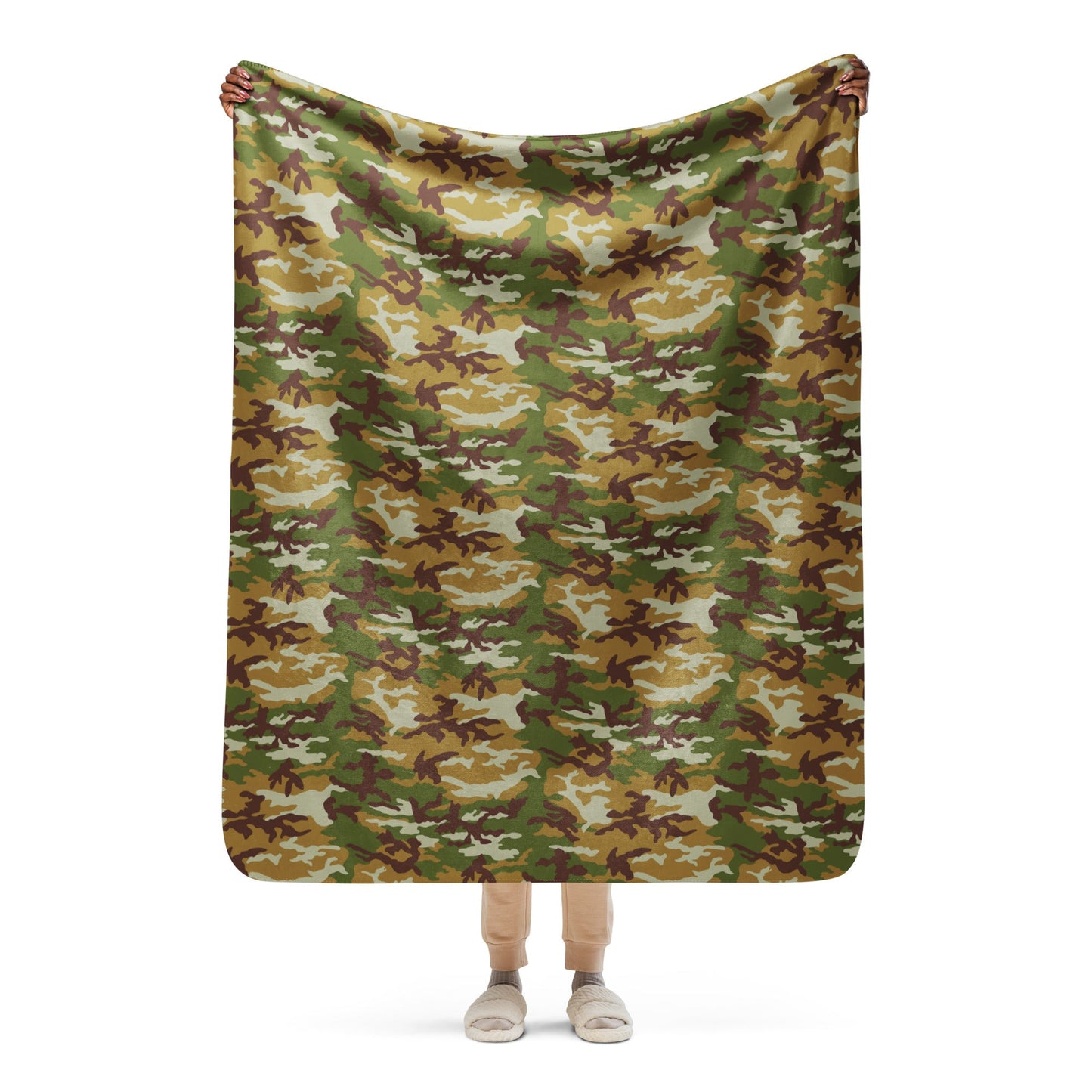 American M81 Olive Brush Woodland CAMO Sherpa blanket - 50″×60″ - Blankets