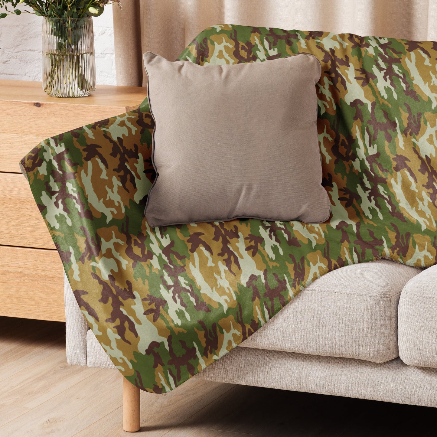 American M81 Olive Brush Woodland CAMO Sherpa blanket - Blankets