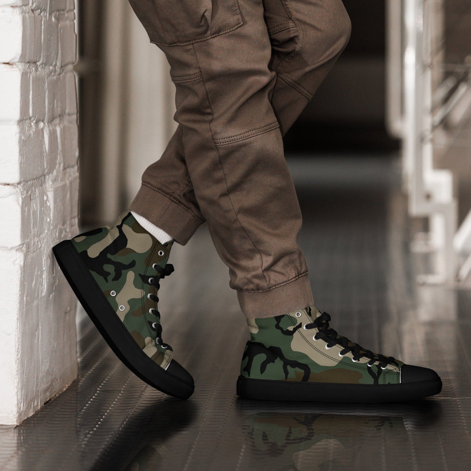 American M81 Woodland CAMO Men’s high top canvas shoes - Black / 5 - High Top Canvas Shoes