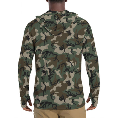 American M81 Woodland CAMO Men’s Sunscreen Sports Hoodie With Thumb Holes - Mens