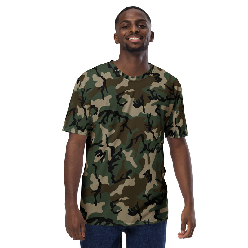 American M81 Woodland CAMO Mens T-Shirt