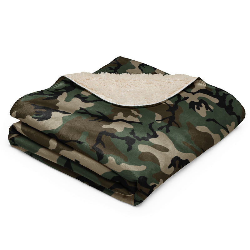 American M81 Woodland CAMO Sherpa Blanket