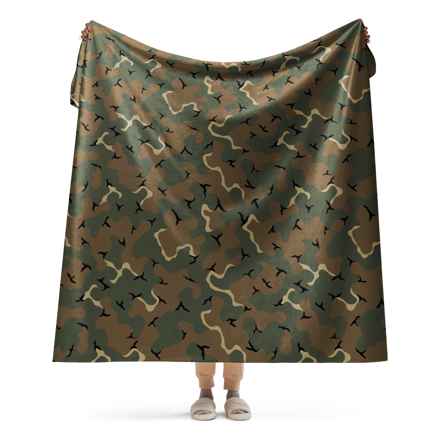 American MERDC Vehicle Woodland CAMO Sherpa blanket - 60″×80″ - Blankets