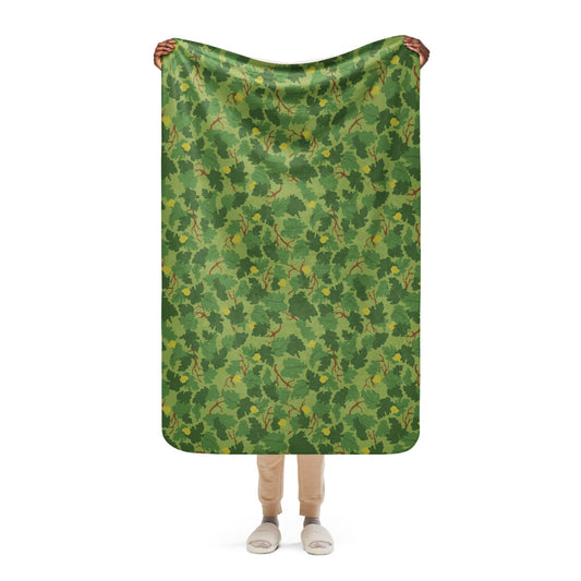 American Mitchell Wine Leaf Green CAMO Sherpa blanket - 37″×57″ - Blankets