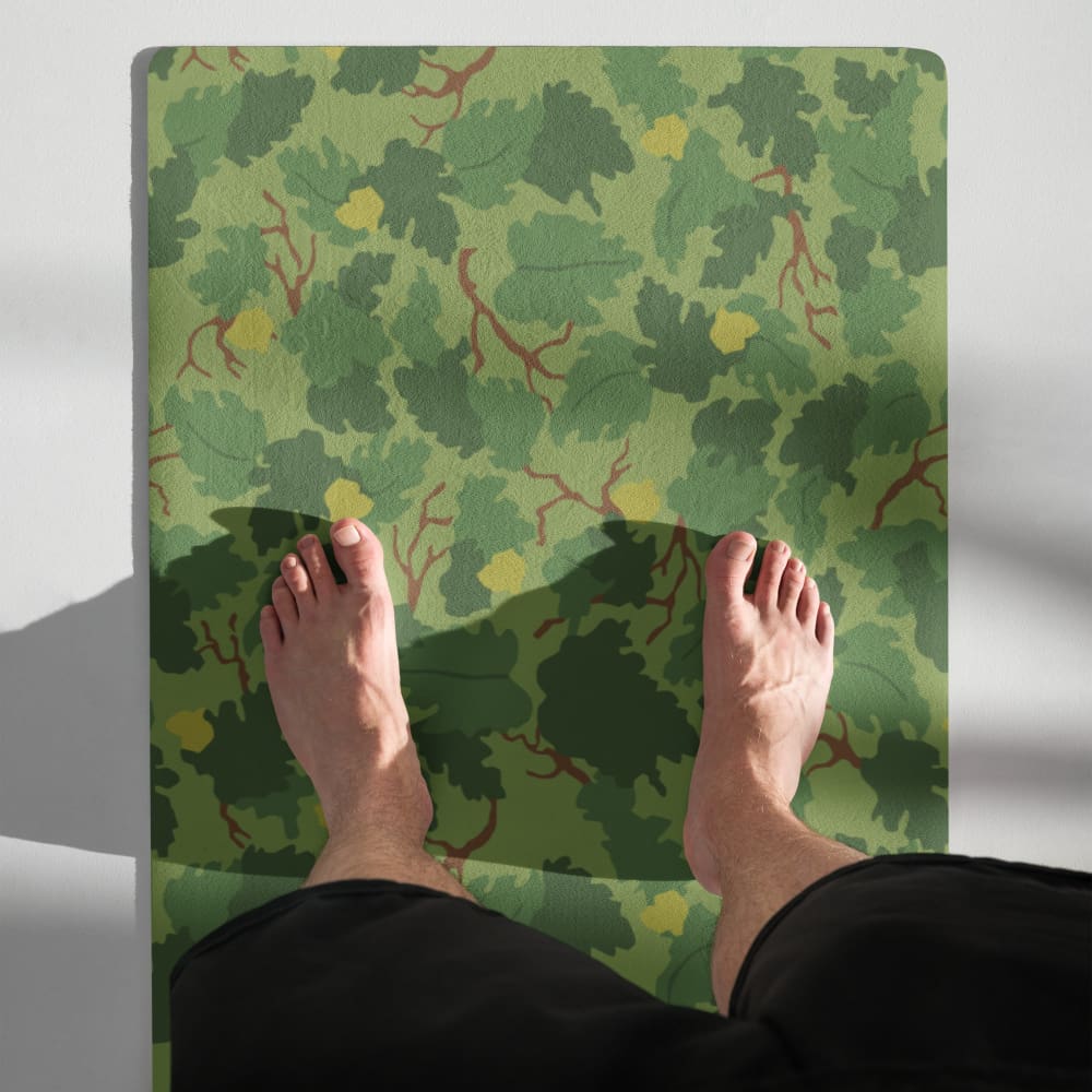American Mitchell Wine Leaf Green CAMO Yoga mat