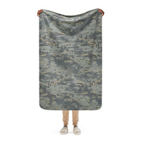 American Multi CAMO Urban Sherpa blanket - 37″×57″