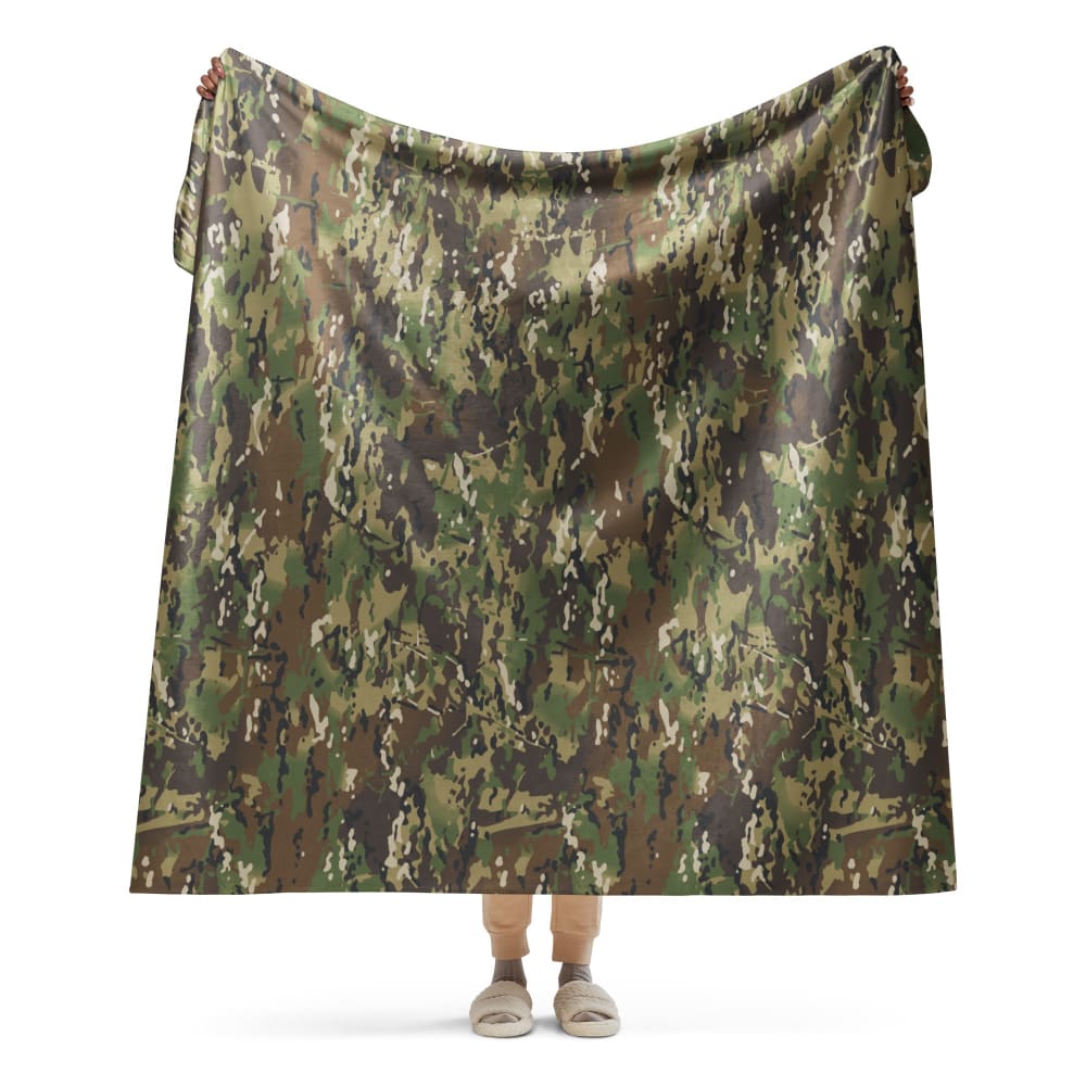 American Multi CAMO Woodland Sherpa blanket - 60″×80″