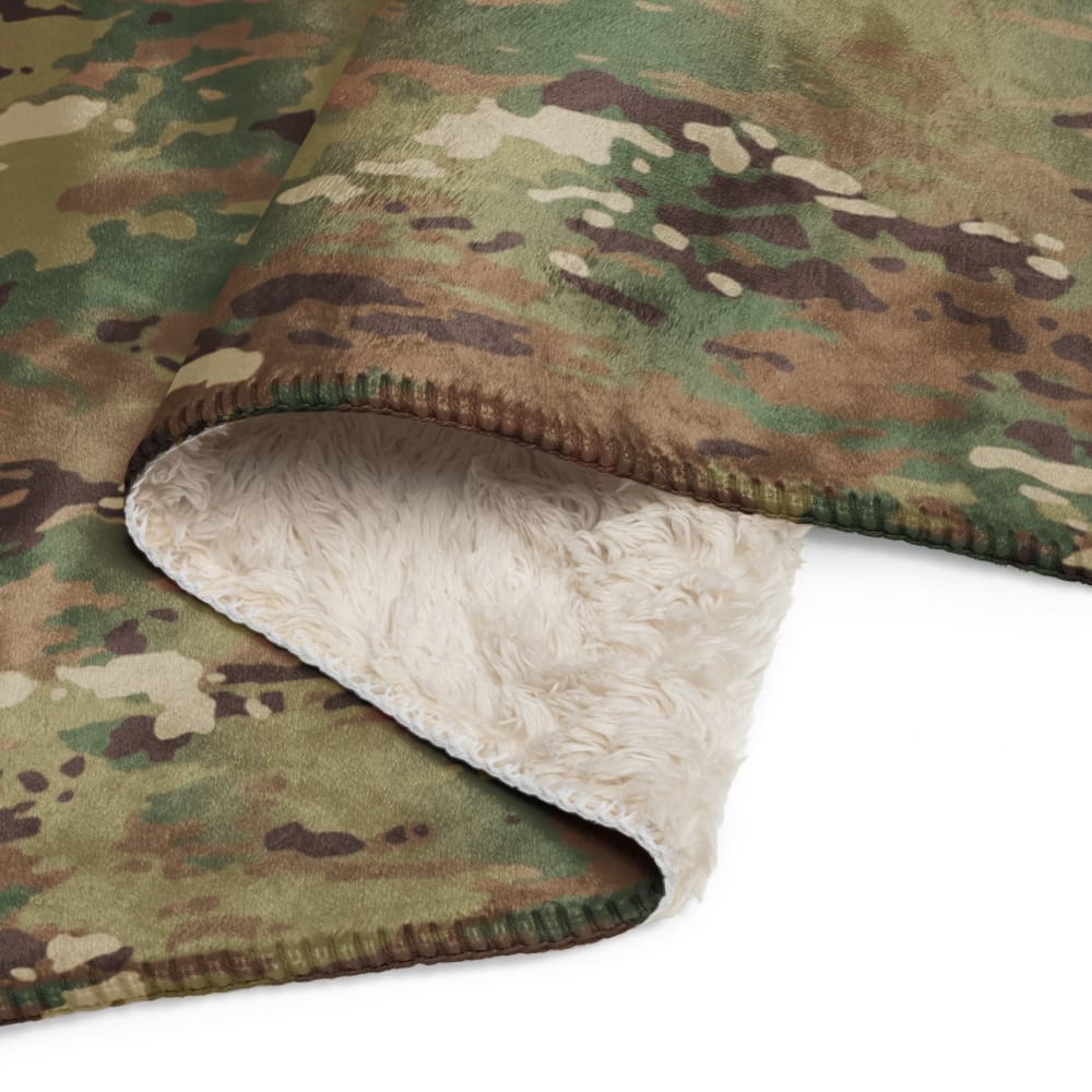 CAMO HQ - American Operational Camouflage Pattern (OCP) CAMO Sherpa blanket