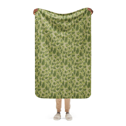 American Parachute CAMO Sherpa blanket - 37″×57″ - Blankets