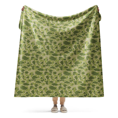American Parachute CAMO Sherpa blanket - 60″×80″ - Blankets