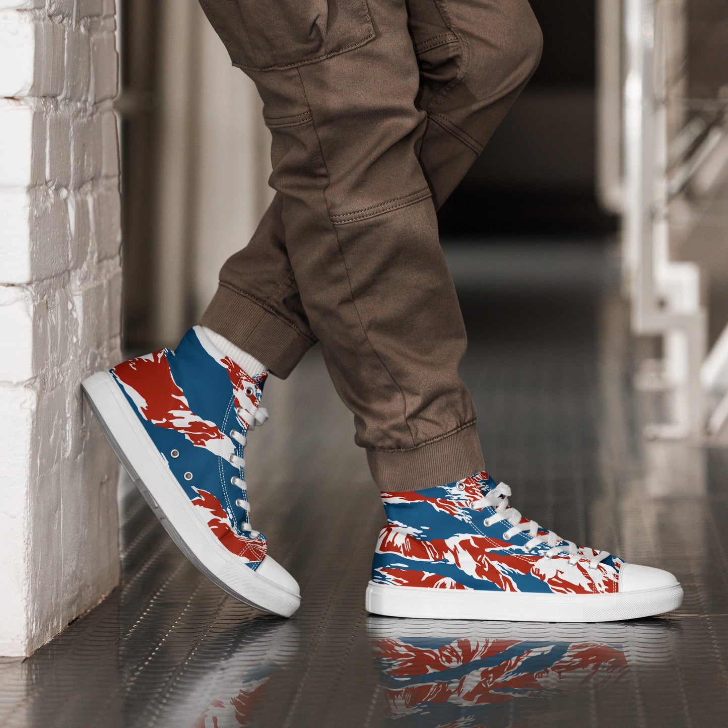American Patriot Tiger Stripe CAMO Mens High-Top Canvas Shoes - White / 5