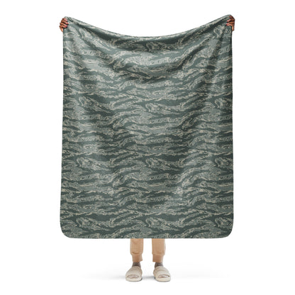 American Tiger Stripe Airman Battle Uniform (ABU) CAMO Sherpa Blanket - 50″×60″