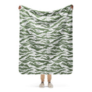 Tiger Stripe Arctic Noorvik CAMO Sherpa Blanket - 50″×60″